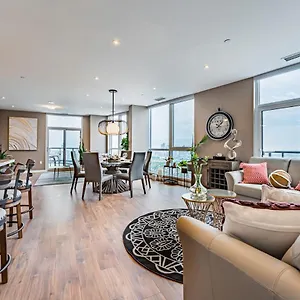 Apartment Amazing 3 Bed 4 Bath Penthouse With Roof Terrace Close To Airport 